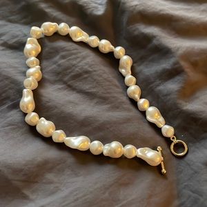 &other stories pearl necklace